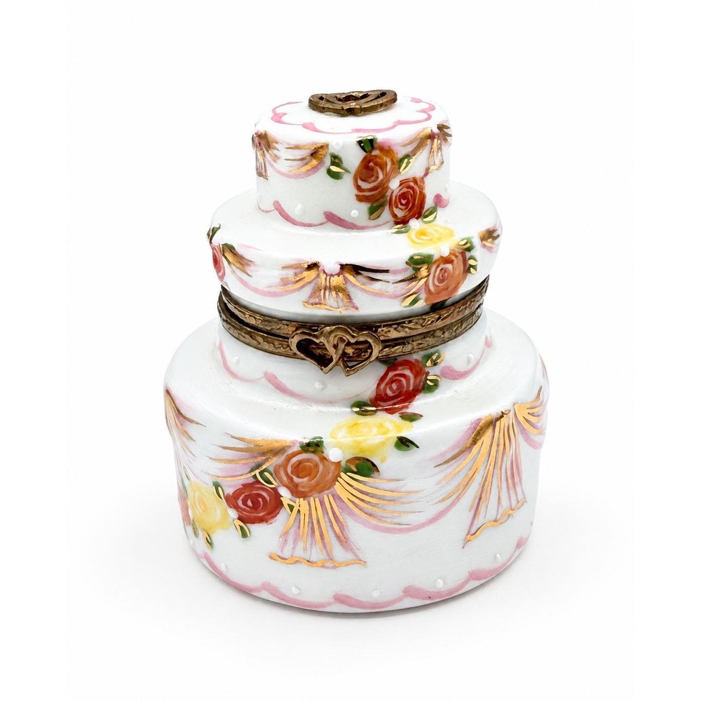 Vintage Limoges France Porcelain 3 Tier Wedding Cake Trinket Box Peint Main Gold